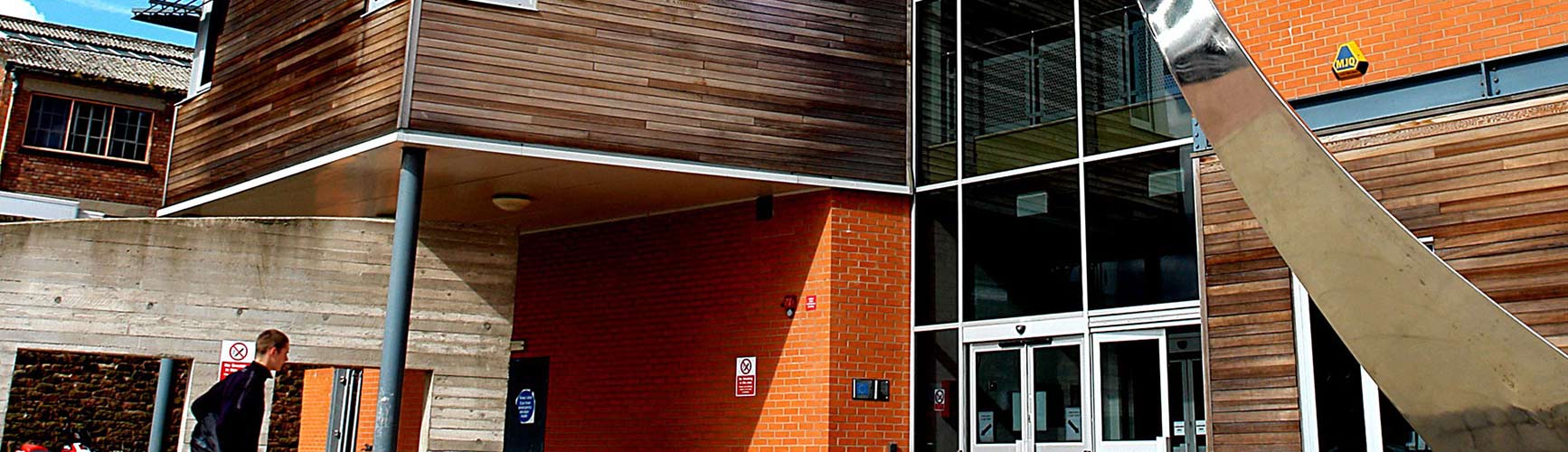Wirral Met College Twelve Quays Campus